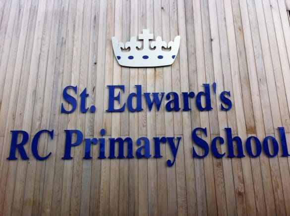 st Edwards primary school logo 