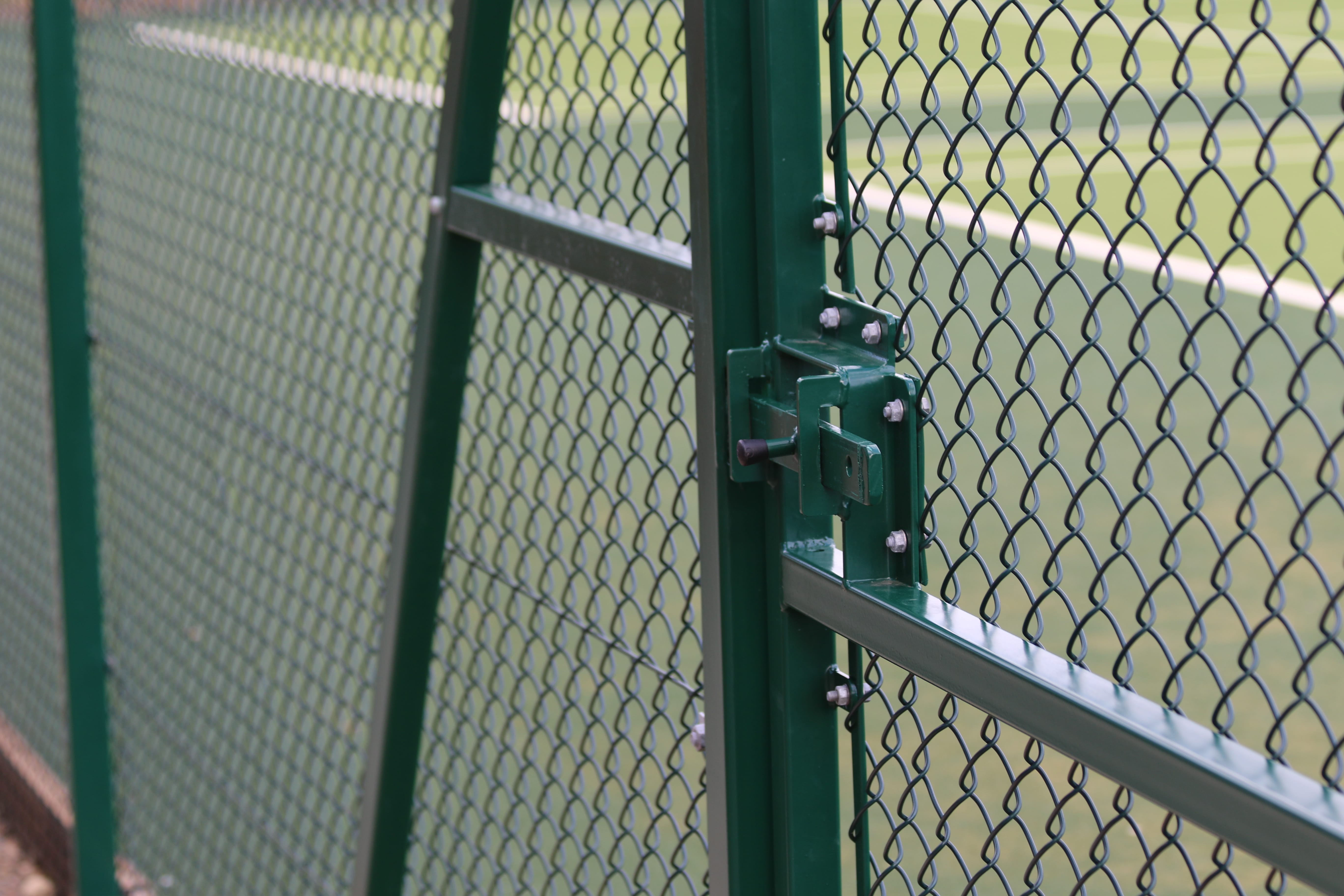 fencing tennis court
