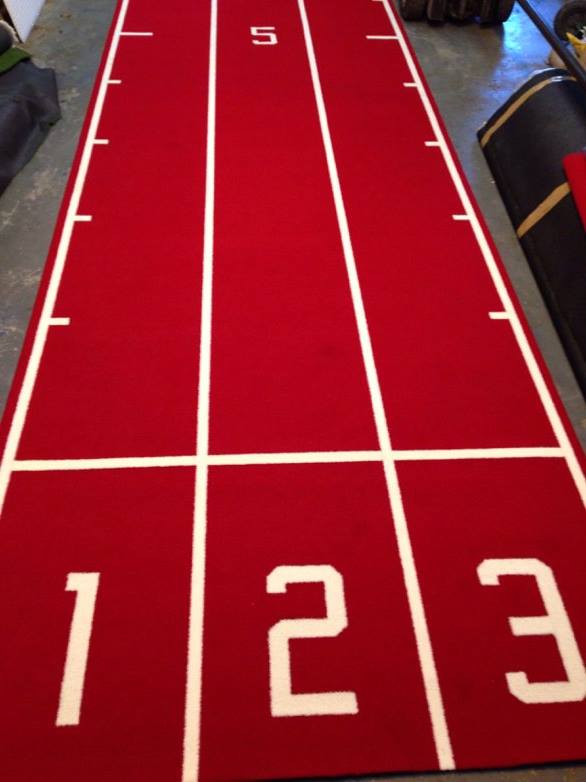 Artificial turf gym mat with three lanes