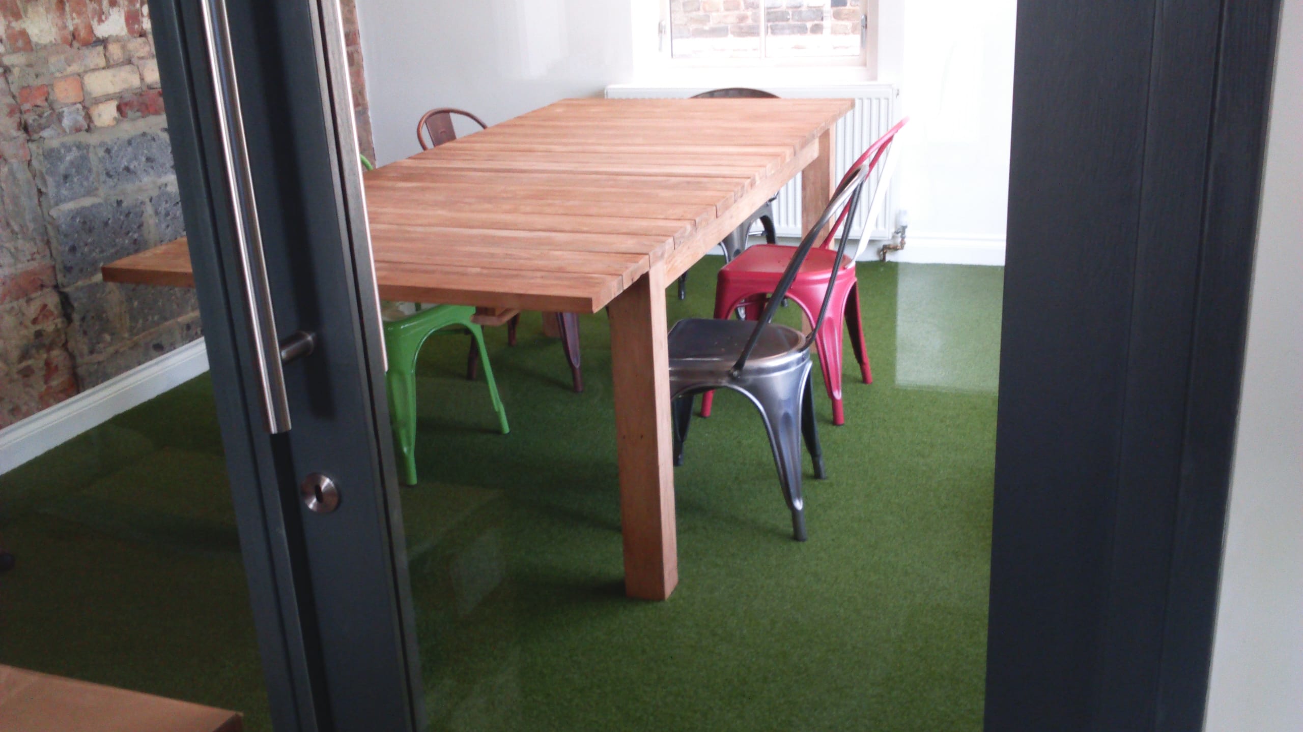 indoor artificial grass for an office